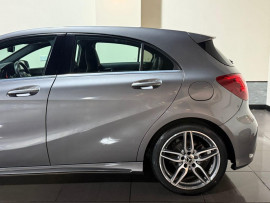 Voiture
                                                                                Mercedes-Benz A-Class 2.1 A200d AMG Line Hatchback 5dr Diesel 7G-DCT Euro 6 (s/s) (136 ps)