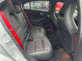 
                                                                                        Voiture
                                                                                         Mercedes-Benz A Class AMG A 45 4MATIC PREMIUM AUTO 38K MOT 11/26 PSH ULEZ 2.0 5dr