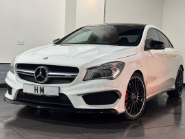 Voiture
                                                                                Mercedes-Benz CLA 2.0 CLA45 AMG Coupe 4dr Petrol SpdS DCT 4MATIC Euro 6 (s/s) (381 ps)