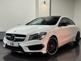 Voiture
                                                                                Mercedes-Benz CLA 2.0 CLA45 AMG Coupe 4dr Petrol SpdS DCT 4MATIC Euro 6 (s/s) (381 ps)