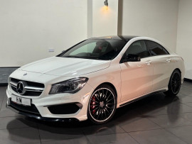 Voiture
                                                                                Mercedes-Benz CLA 2.0 CLA45 AMG Coupe 4dr Petrol SpdS DCT 4MATIC Euro 6 (s/s) (381 ps)
