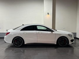 Voiture
                                                                                Mercedes-Benz CLA 2.0 CLA45 AMG Coupe 4dr Petrol SpdS DCT 4MATIC Euro 6 (s/s) (381 ps)