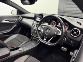 
                                                                                        Voiture
                                                                                         Mercedes-Benz CLA 2.1 CLA200d AMG Sport Coupe 7G-DCT Euro 6 (s/s) 4dr