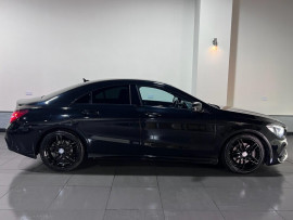 Voiture
                                                                                Mercedes-Benz CLA 2.1 CLA220d AMG Line Coupe 4dr Diesel 7G-DCT Euro 6 (s/s) (177 ps)