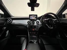 Voiture
                                                                                Mercedes-Benz CLA 2.1 CLA220d AMG Line Coupe 4dr Diesel 7G-DCT Euro 6 (s/s) (177 ps)