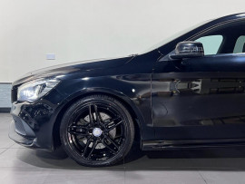 Voiture
                                                                                Mercedes-Benz CLA 2.1 CLA220d AMG Line Coupe 4dr Diesel 7G-DCT Euro 6 (s/s) (177 ps)