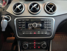 
                                                                                        Voiture
                                                                                         Mercedes-Benz CLA Année 2014