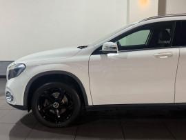 Voiture
Mercedes-Benz GLA 2.1 GLA200d Sport SUV 5dr Diesel Manual Euro 6 (s/s) (136 ps)