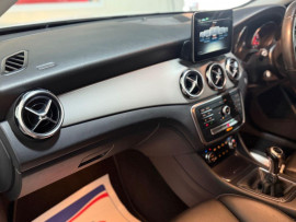 Voiture
Mercedes-Benz GLA 2.1 GLA200d Sport SUV 5dr Diesel Manual Euro 6 (s/s) (136 ps)