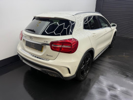 
                                                                                        Voiture
                                                                                         Mercedes-Benz GLA 2.1 GLA220 CDI AMG Line 7G-DCT 4MATIC Euro 6 (s/s) 5dr