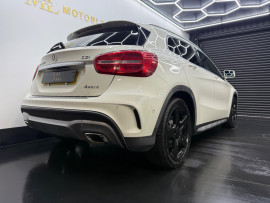 
                                                                                        Voiture
                                                                                         Mercedes-Benz GLA 2.1 GLA220 CDI AMG Line 7G-DCT 4MATIC Euro 6 (s/s) 5dr