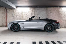 
                                                                                        Voiture
                                                                                         Mercedes-Benz SL 63 AMG Motorsport