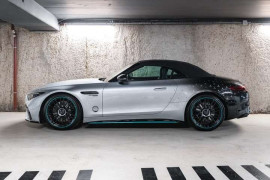 
                                                                                        Voiture
                                                                                         Mercedes-Benz SL 63 AMG Motorsport