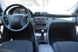 
                                                                                        Voiture
                                                                                         Mercedes Classe C 200 W203 Kompressor - 134 000 km- Garantie 12 mois
