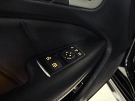 
                                                                                        Voiture
                                                                                         Mercedes Classe C (III) 63 AMG (C204)