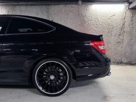 
                                                                                        Voiture
                                                                                         Mercedes Classe C (III) 63 AMG (C204)