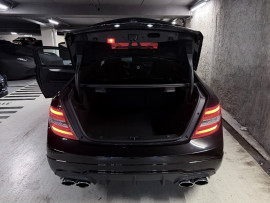 
                                                                                        Voiture
                                                                                         Mercedes Classe C (III) 63 AMG (C204)