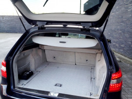 Voiture
MERCEDES E200 CDI