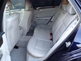 Voiture
MERCEDES E200 CDI