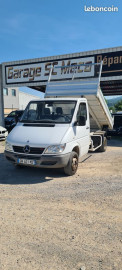 
                                                                                        Voiture
                                                                                         Mercedes sprinter benne 411d 2.2 cdi 110 ch