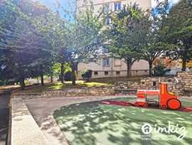 
                                                                                        Vente
                                                                                         Métro Mairie d'Ivry –  4 pièces vue sur JARDIN
