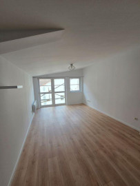
                                                                                        Location
                                                                                         Meublé remis à neuf – 48 m² avec parking – Lille