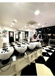 
                                                                                        Vente
                                                                                         MEYZIEU – SALON DE COIFFURE CLÉ EN MAIN – 108 M² – CA 282 600 €