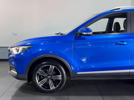 Voiture
                                                                                MG MG Zs 1.0 T-GDI Exclusive SUV 5dr Petrol Auto Euro 6 (111 ps)