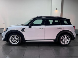 Voiture
                                                                                MINI Countryman 2.0 Cooper S Sport SUV 5dr Petrol Steptronic Euro 6 (s/s) (192 ps)