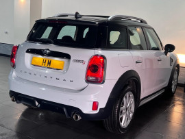 Voiture
                                                                                MINI Countryman 2.0 Cooper S Sport SUV 5dr Petrol Steptronic Euro 6 (s/s) (192 ps)