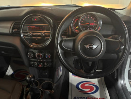 Voiture
                                                                                MINI Hatch 1.5 Cooper Hatchback 3dr Petrol Manual Euro 6 (s/s) (136 ps)
