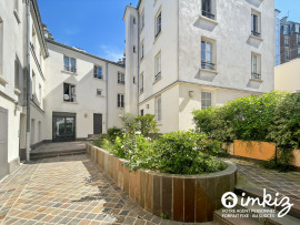 
                                                                                        Vente
                                                                                         Montmartre – 2P 40 m² traversant, parquet, cave