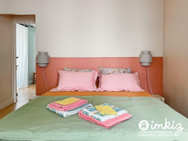 
                                                                                        Vente
                                                                                         Montmartre – 2P 40 m² traversant, parquet, cave