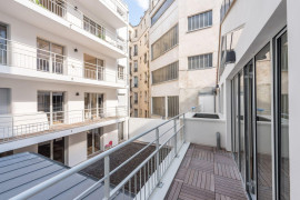 
                                                                                        Vente
                                                                                         Montmartre Appartement 2 Pièces Moderne Style Loft