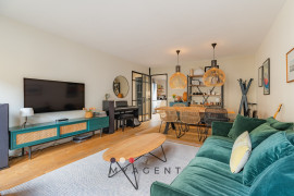 
                                                                                        Vente
                                                                                         MONTMARTRE / SACRÉ-CŒUR – 4 PIÈCES