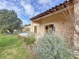 
                                                                                        Vente
                                                                                         MORIERES LES AVIGNON - MAISON INDEPENDANTE PLAIN PIED 7 PIECES 146 m² sur 1000 m²