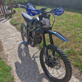 
                                                                                        Sports
                                                                                         Moto cross Talaria Sting R Pro 72V Pro  2025