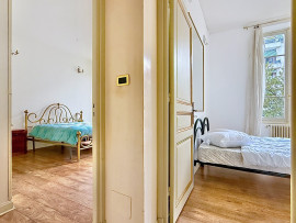 
                                                                                        Vente
                                                                                         Musiciens - L’élégance d’une Villa de la Renaissance Italienne au cœur de la ville