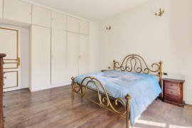 
                                                                                        Vente
                                                                                         Musiciens - L’élégance d’une Villa de la Renaissance Italienne au cœur de la ville