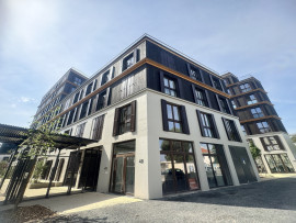 
                                                                                        Location
                                                                                         Nanterre – F3 meublé neuf | RER A & E |Pkg