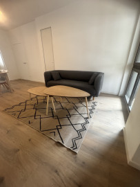 
                                                                                        Location
                                                                                         Nanterre – F3 meublé neuf | RER A & E |Pkg