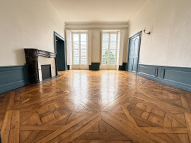 
                                                                                        Vente
                                                                                         Nantes centre – Quai Turenne – Appartement T5 de 116 m²