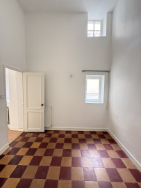 
                                                                                        Vente
                                                                                         Nantes centre – Quai Turenne – Appartement T5 de 116 m²