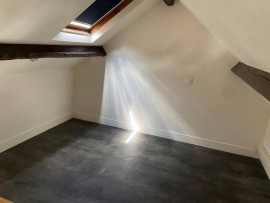 
                                                                                        Location
                                                                                         NANTES – Chantenay – Charmante maison triplex avec