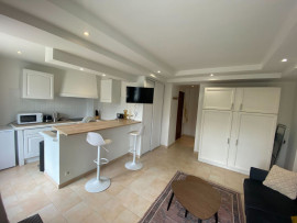 Location
Nice 06 - Studio lumineux et bien aménagé au cœur de NICE