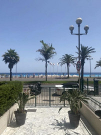 
                                                                                        Location
                                                                                         Nice 06000 - Appartement de type 1 proche de la Promenade des Anglais