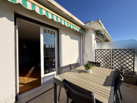 
                                                                                        Vente
                                                                                         Nice - Beau 3 pièces, Haut Cimiez,