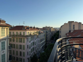 Vente
Nice – Carré d’Or - Élégant 2 pièces lumineux et traversant de 55m2 avec balcons