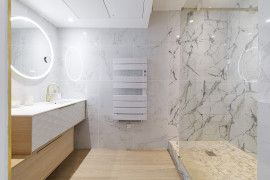 
                                                                                        Vente
                                                                                         Nice - Carré d’or - Magnifique 3 pièces de 108 m² en dernier étage avec grande terrasse