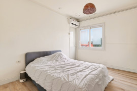 
                                                                                        Vente
                                                                                         Nice - Caucade -Joli 4 pièces en étage avec terrasse et vue mer